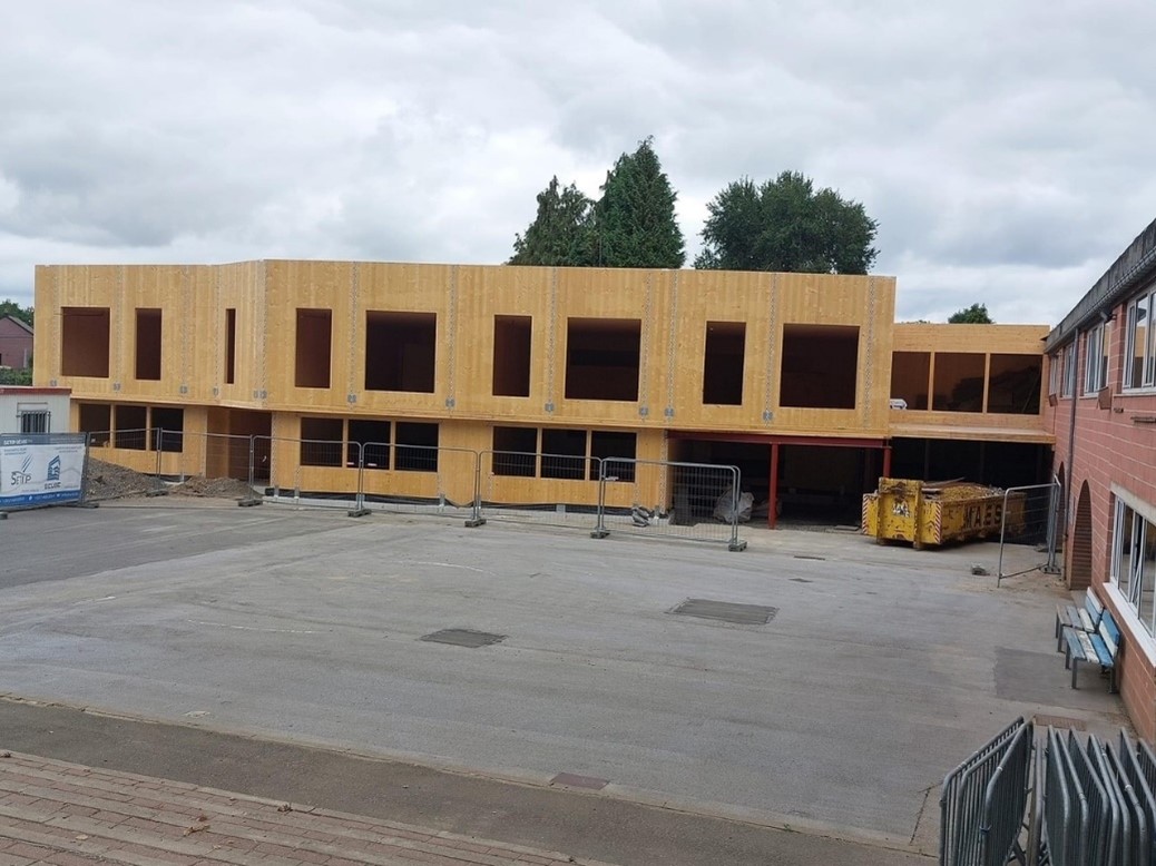 structure CLT emines CLT