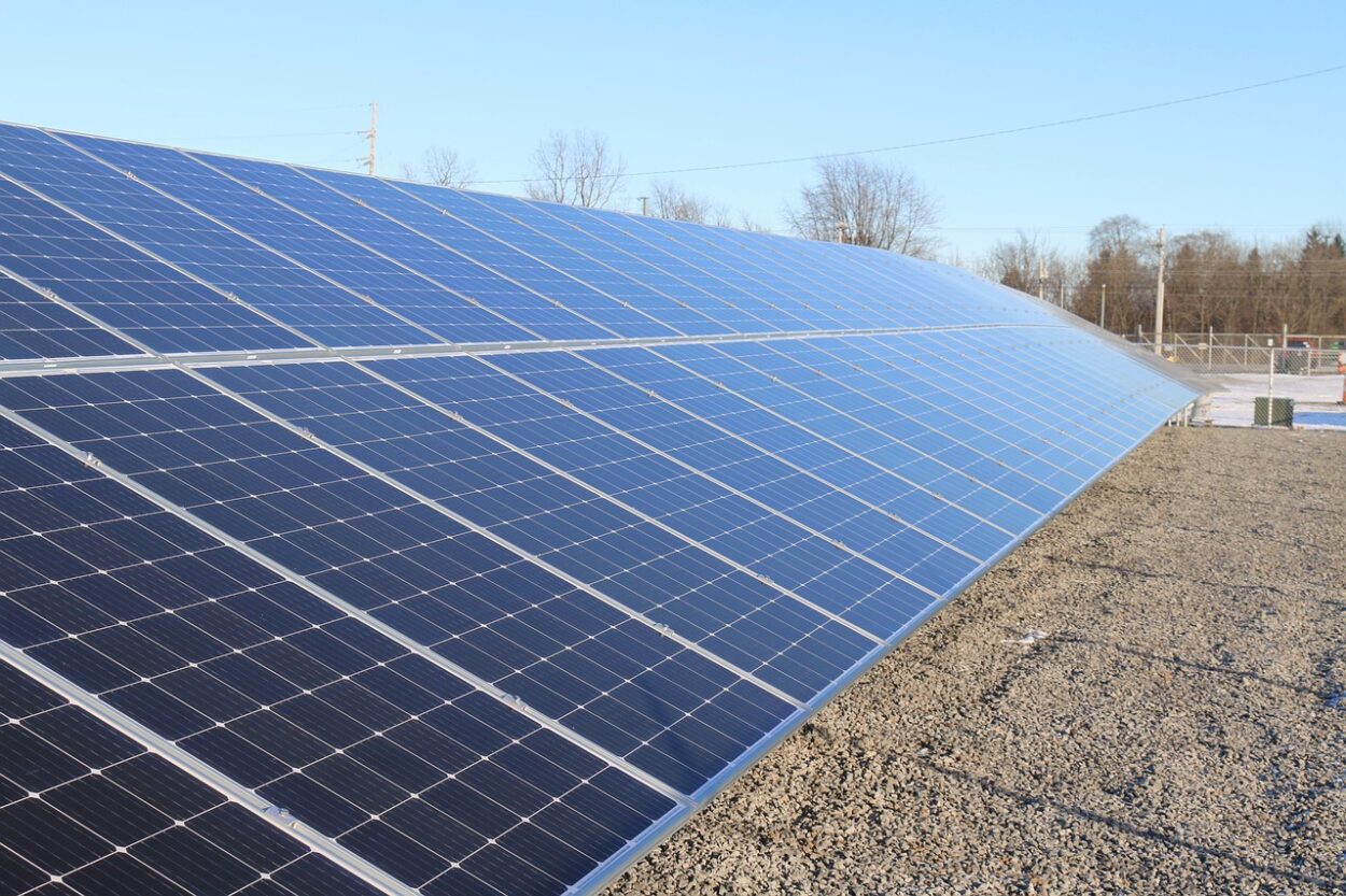 solar-panels-4985353_1280 solar-panels-4985353_1280